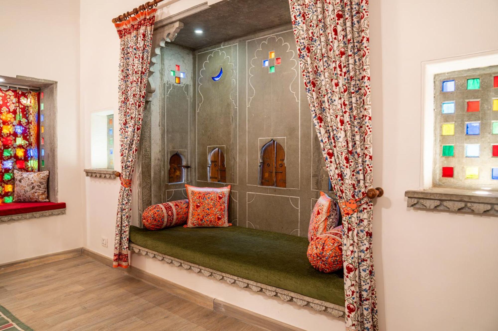 Udaigarh - Udaipur Hotell Exteriör bild