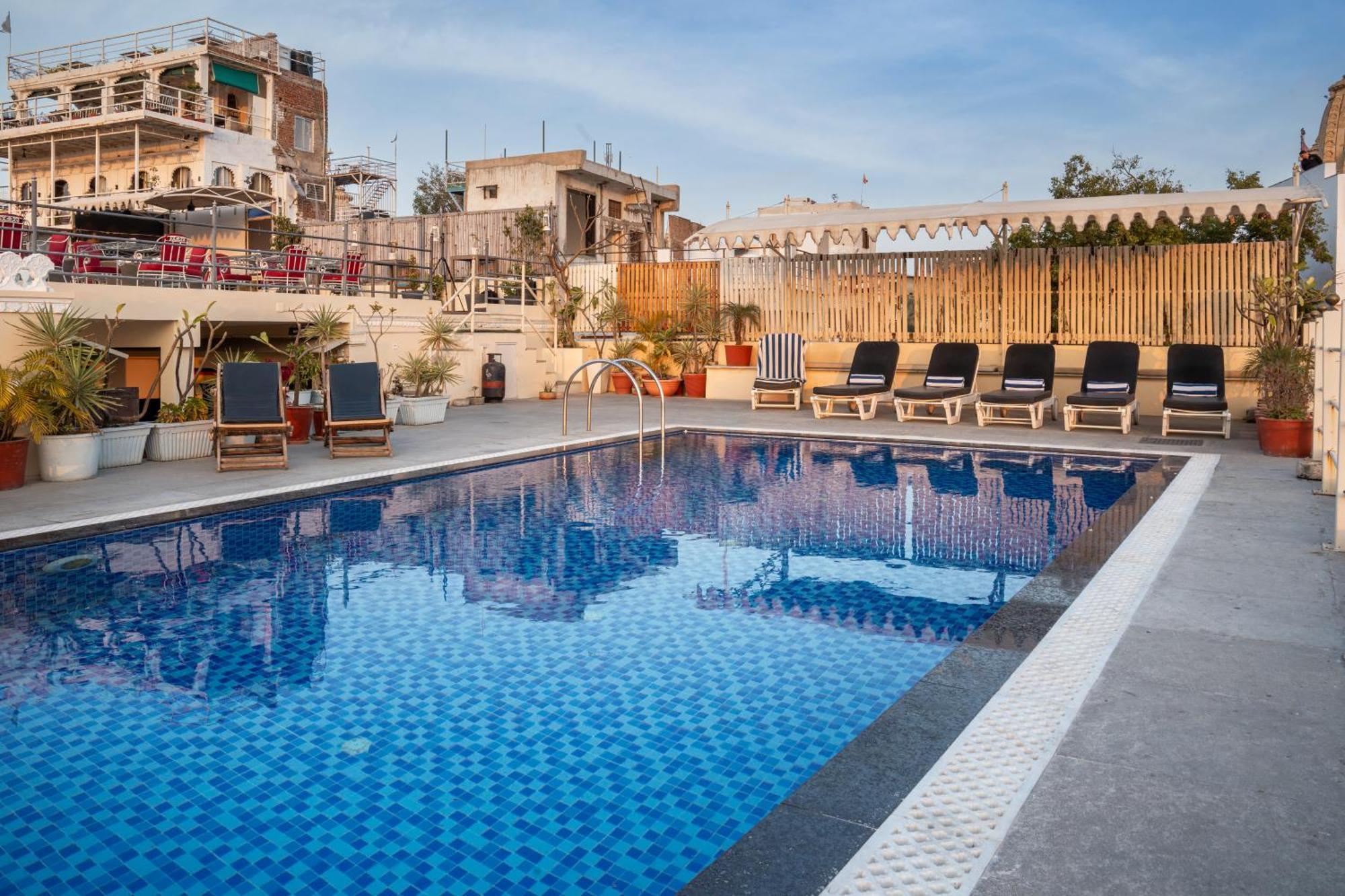Udaigarh - Udaipur Hotell Exteriör bild