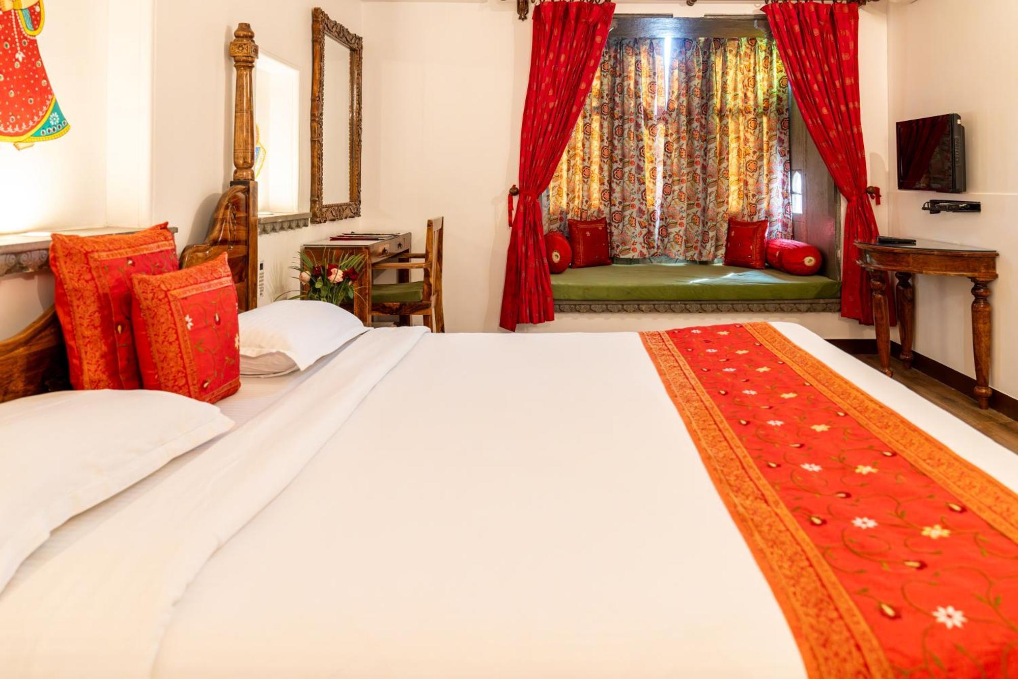 Udaigarh - Udaipur Hotell Exteriör bild
