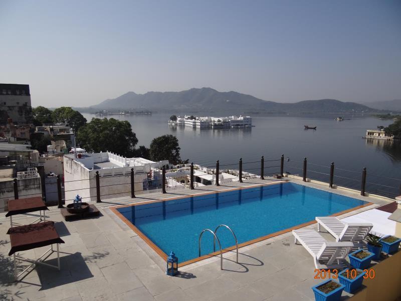 Udaigarh - Udaipur Hotell Exteriör bild